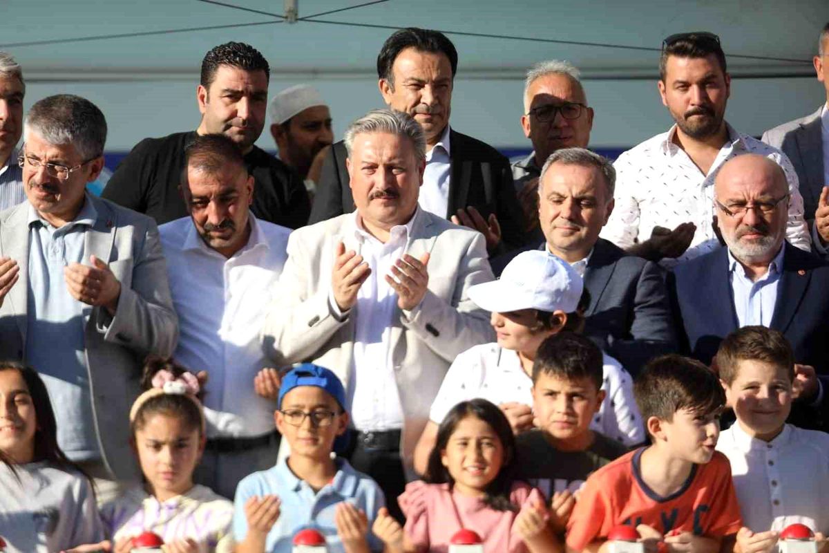 Melikgazi Belediyesi Şirintepe Akıl Küpü Kütüphanesi\'nin Temel Atma Törenini Gerçekleştirdi