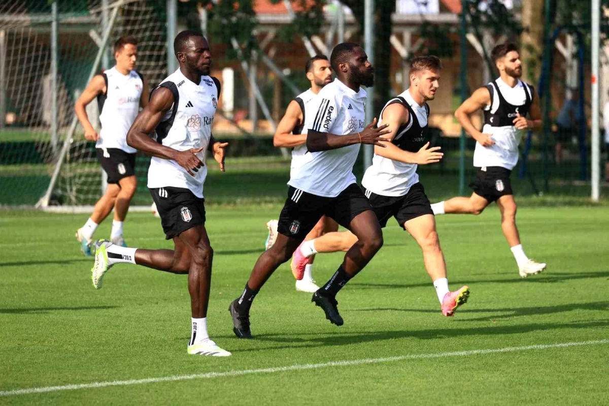 Beşiktaş Almanya\'da hazırlıklarını sürdürüyor