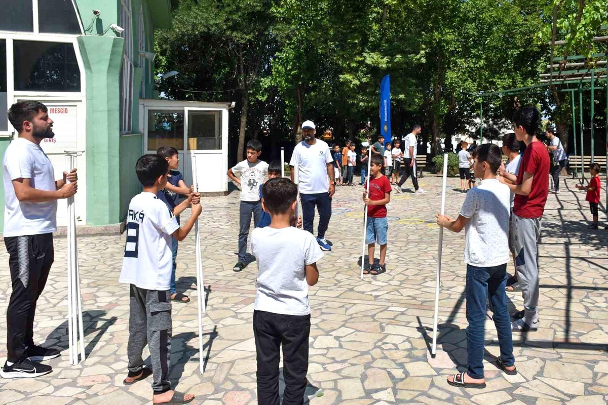 Diyarbakır Büyükşehir Belediyesi, Camide Spor Var Projesi\'ni Hayata Geçirdi