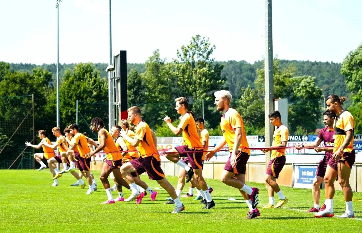 Galatasaray, Avusturya kampını tamamlayacak