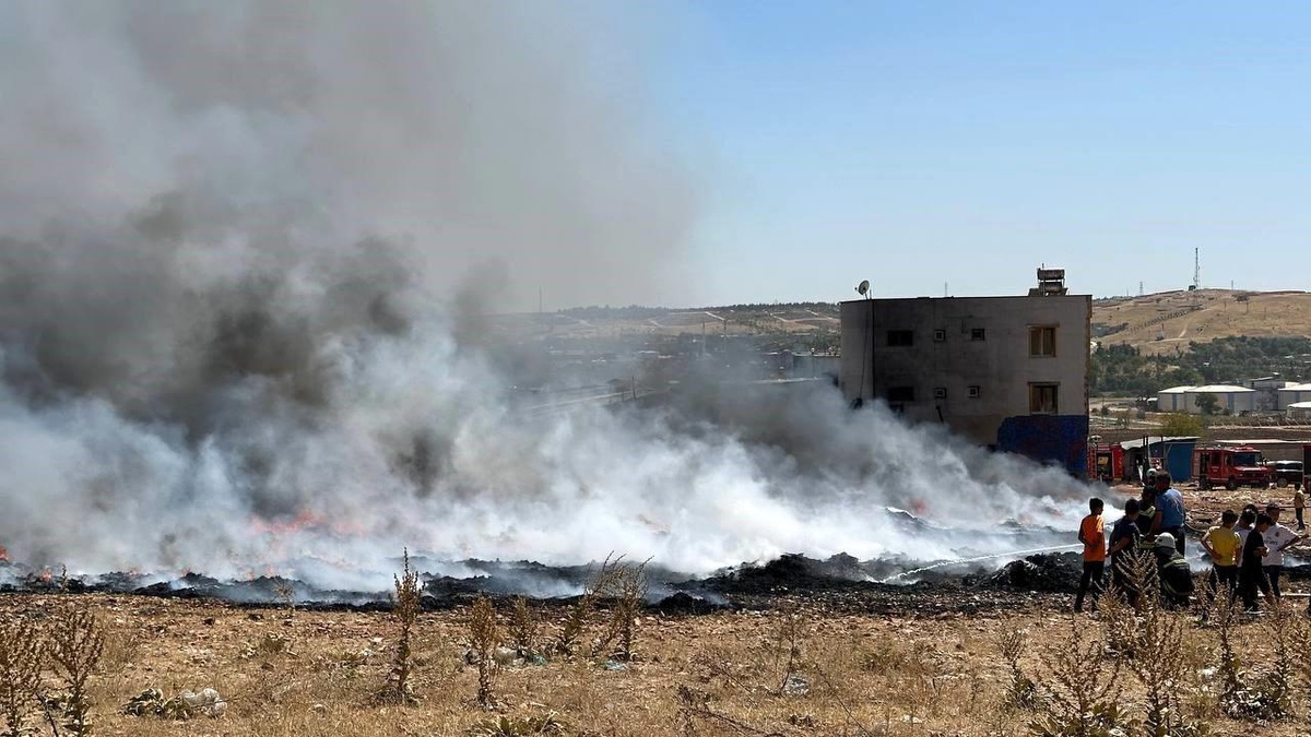 Gaziantep\'te çöplük alanında çıkan yangın kontrol altına alındı