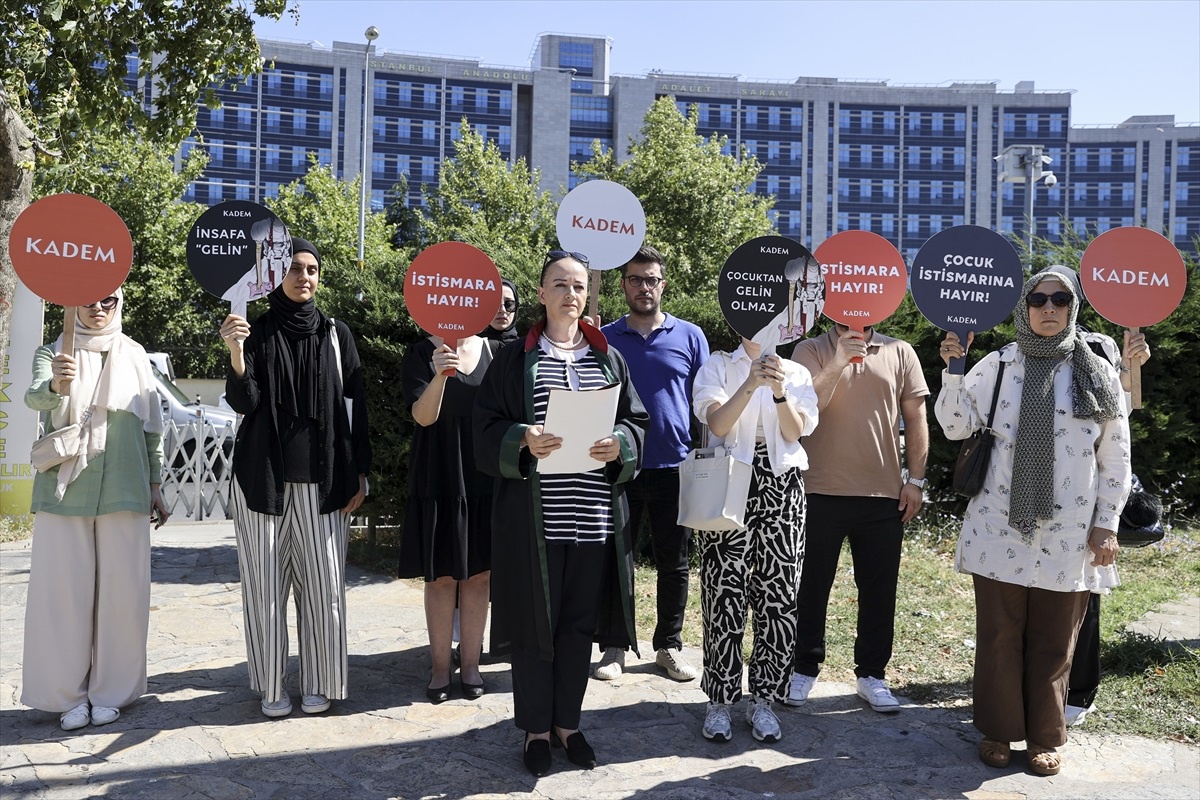 İstanbul\'da küçük yaştaki kız çocuğunun cinsel istismara uğradığı iddialarına ilişkin dava ertelendi