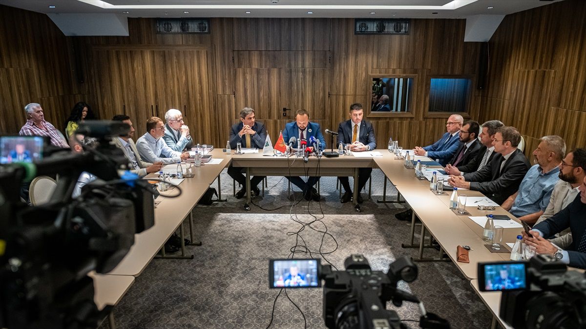 TİKA\'nın Katkılarıyla Karadağ\'da Panel Düzenlendi