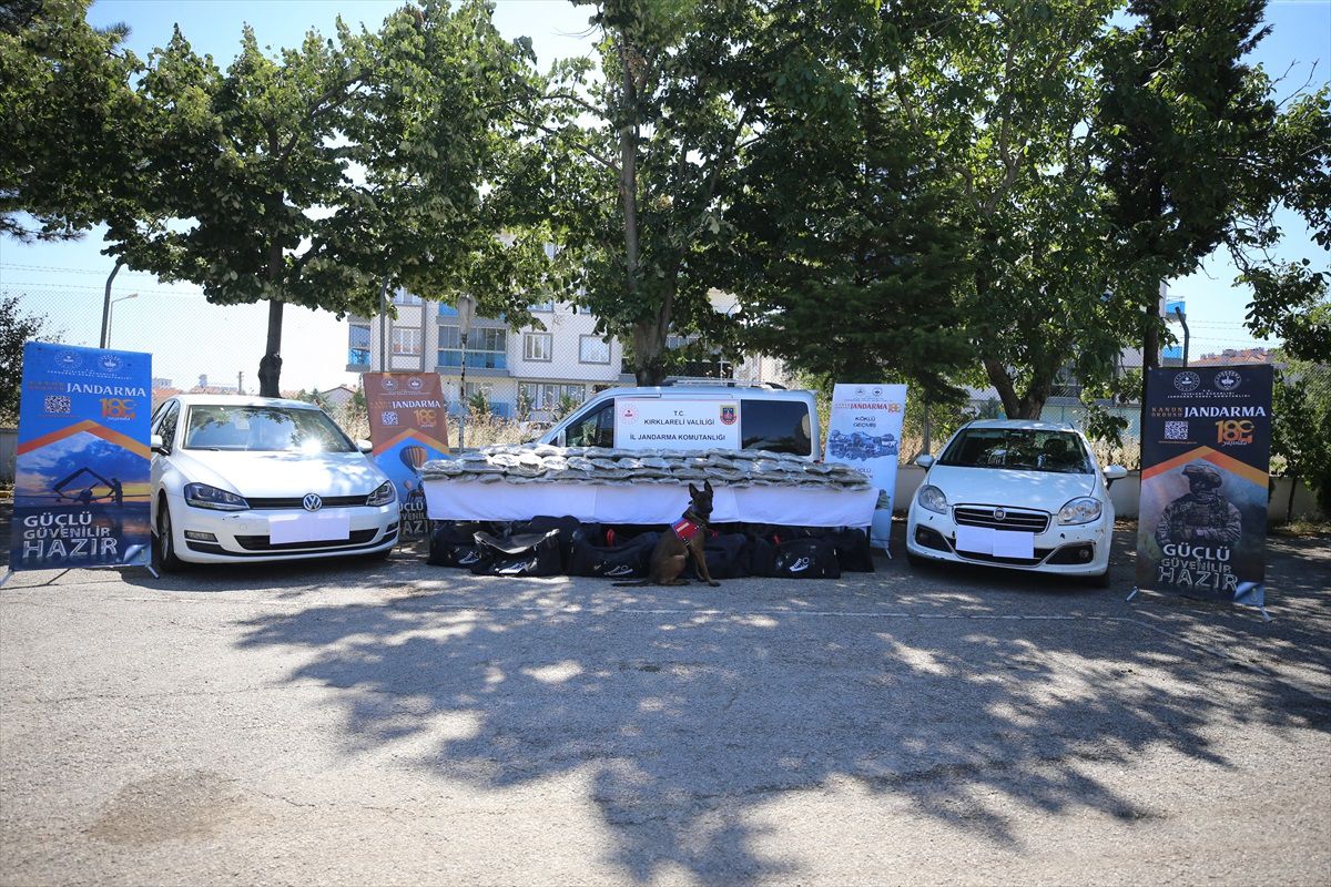 Kırklareli\'nde Uluslararası Uyuşturucu Kaçakçılığı Operasyonu: 3 Kişi Yakalandı