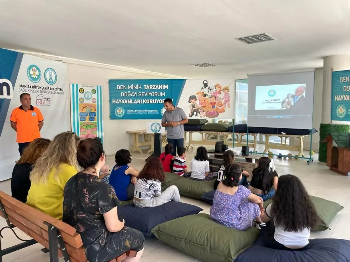 Manisa Büyükşehir Belediyesi Köpek Eğitim ve Rehabilitasyon Merkezi, koruma altındaki çocukları ağırladı