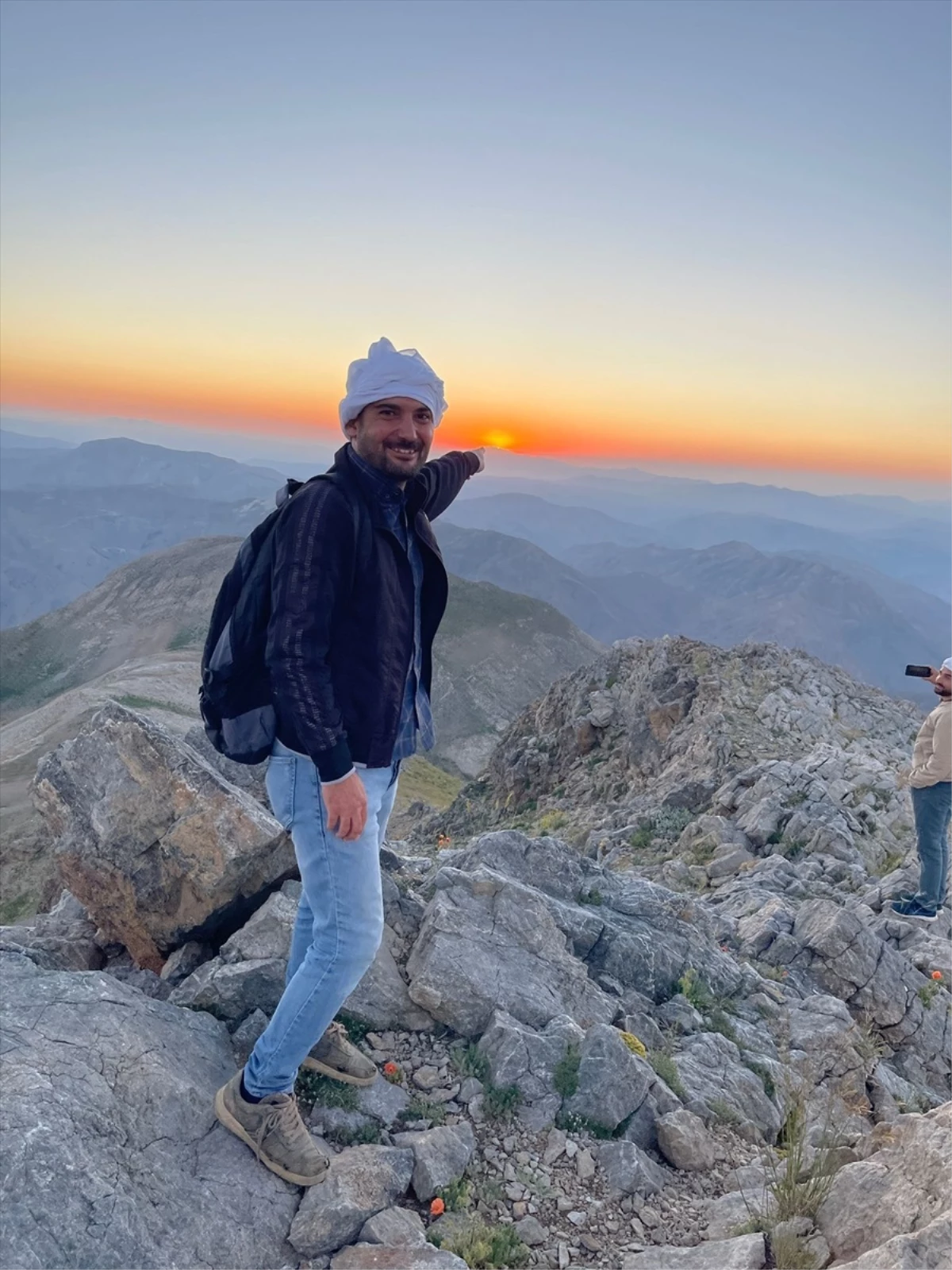 Sason-Der Gezisi: Mereto Dağı\'na Tırmananlar Güneşin Doğuşunu İzledi
