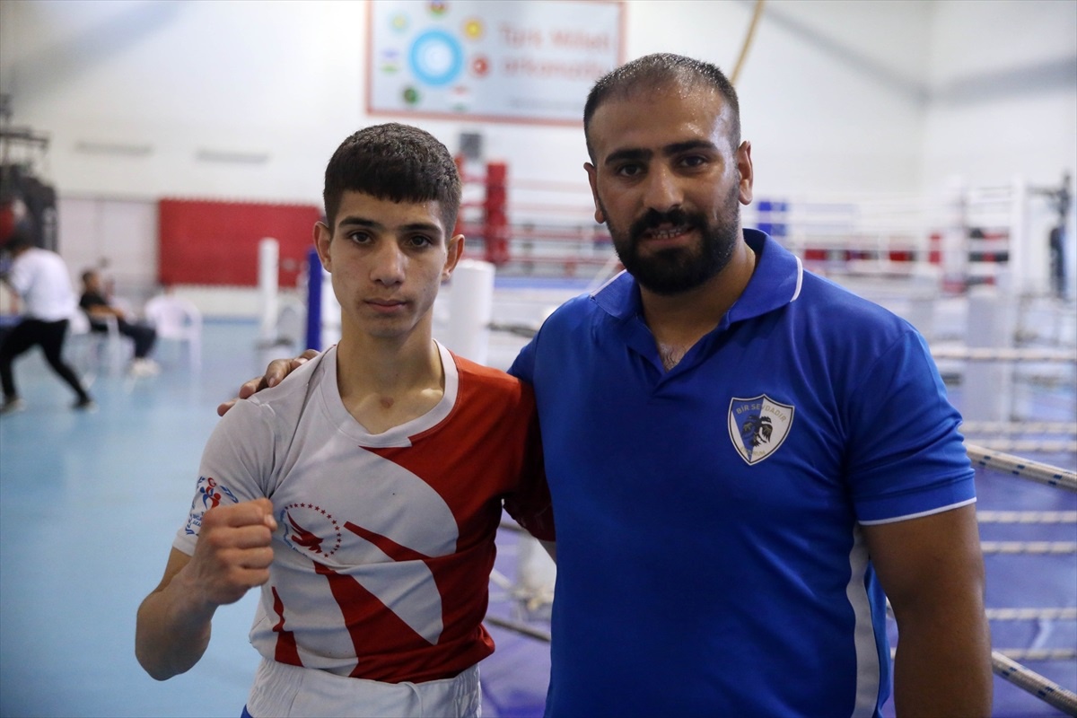 Milli boksör Ahmet Yasir Yılmaz, Avrupa Şampiyonası\'nda birincilik hedefliyor