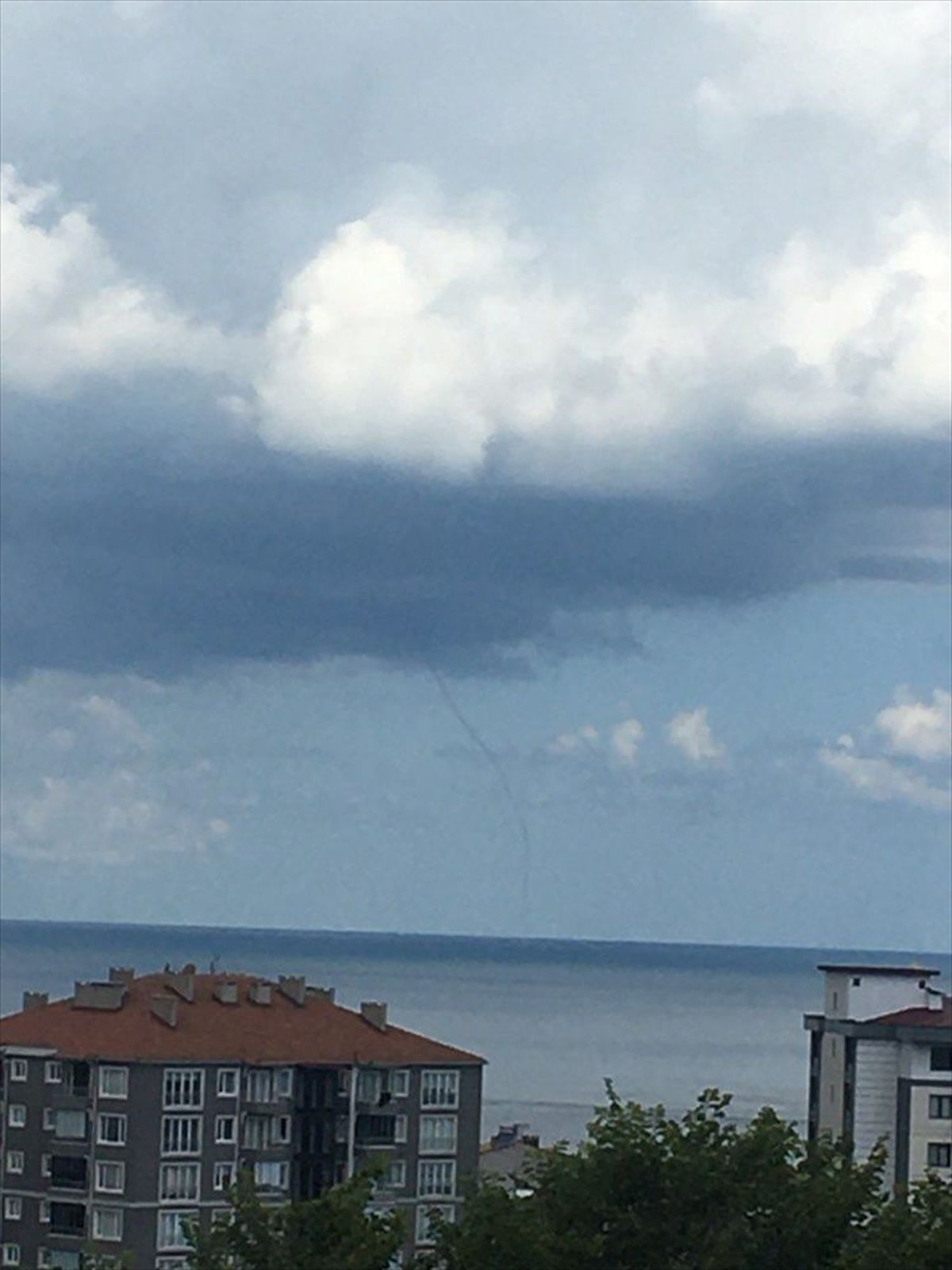 Ordu\'da denizin üzerinde son birkaç günde iki kez hortum görüldü