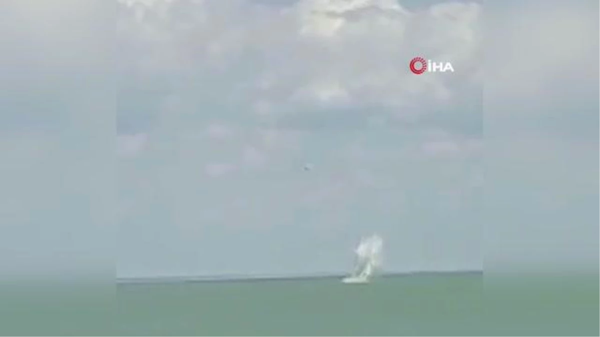 Rusya\'da savaş uçağı denize düştü