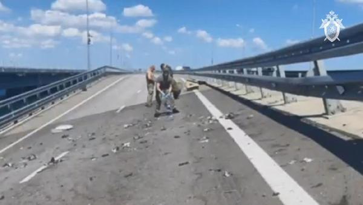 Kerç Köprüsü\'nde meydana gelen olay terör saldırısı olarak değerlendirildi
