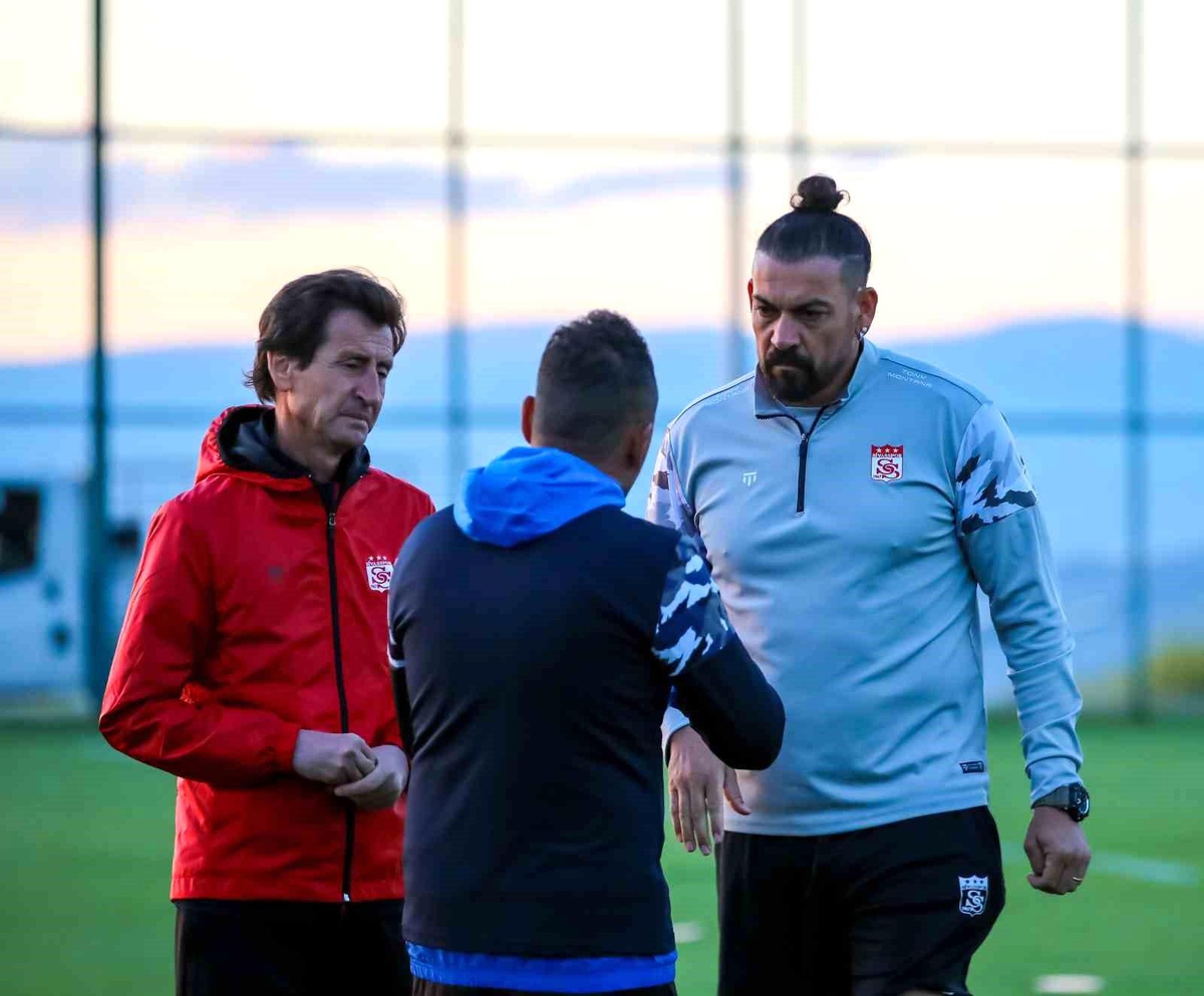 DG Sivasspor, Erzurum\'da 2. etap kamp çalışmalarına başladı