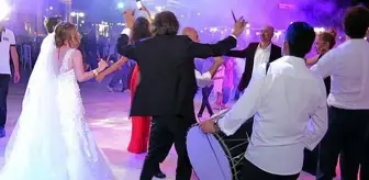 Torbalı'da kır düğün salonunda duvar yıkılması sonucu 1 çocuk hayatını kaybetti