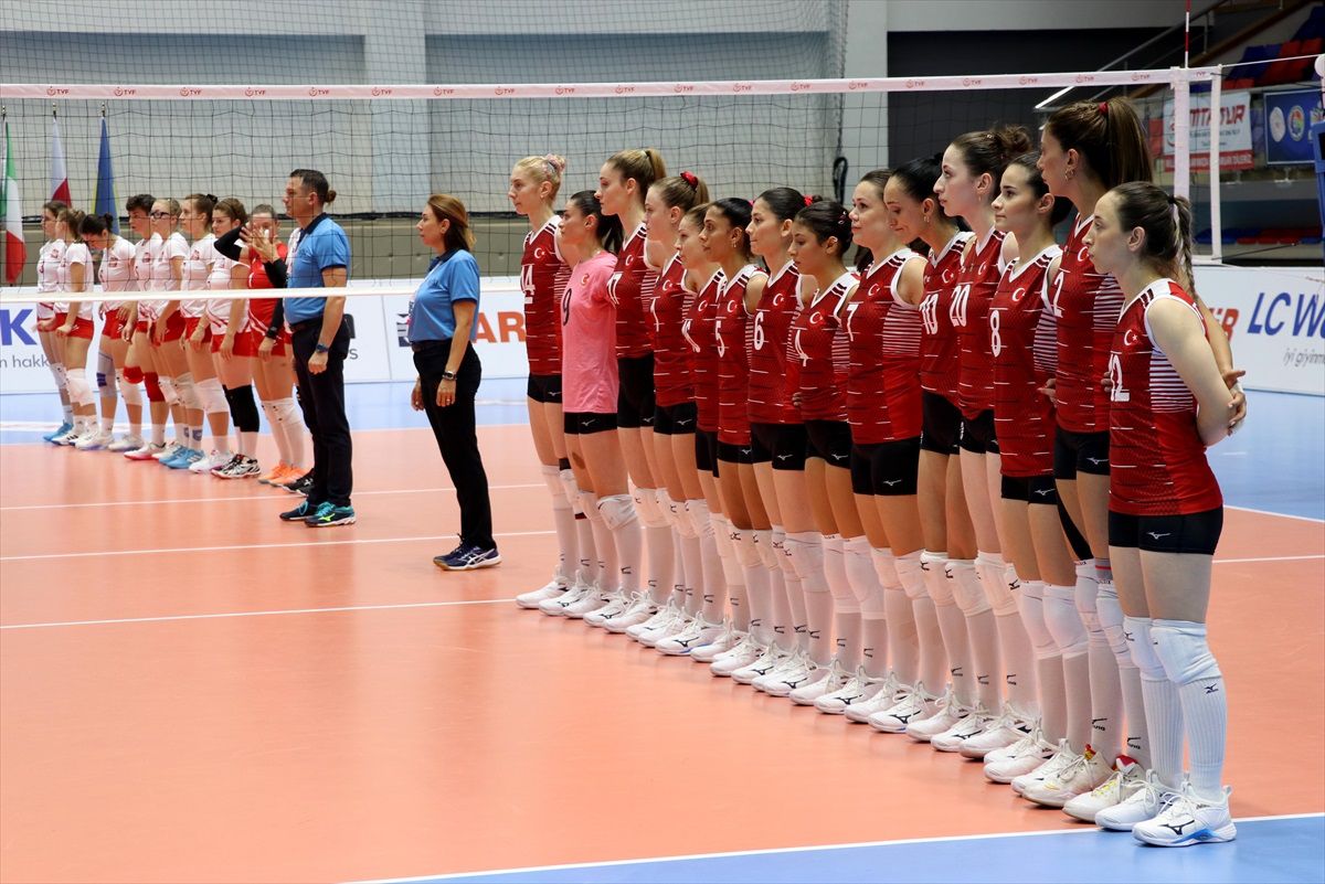 Türkiye Kadın Milli Takımı, Polonya\'yı 3-0 mağlup etti