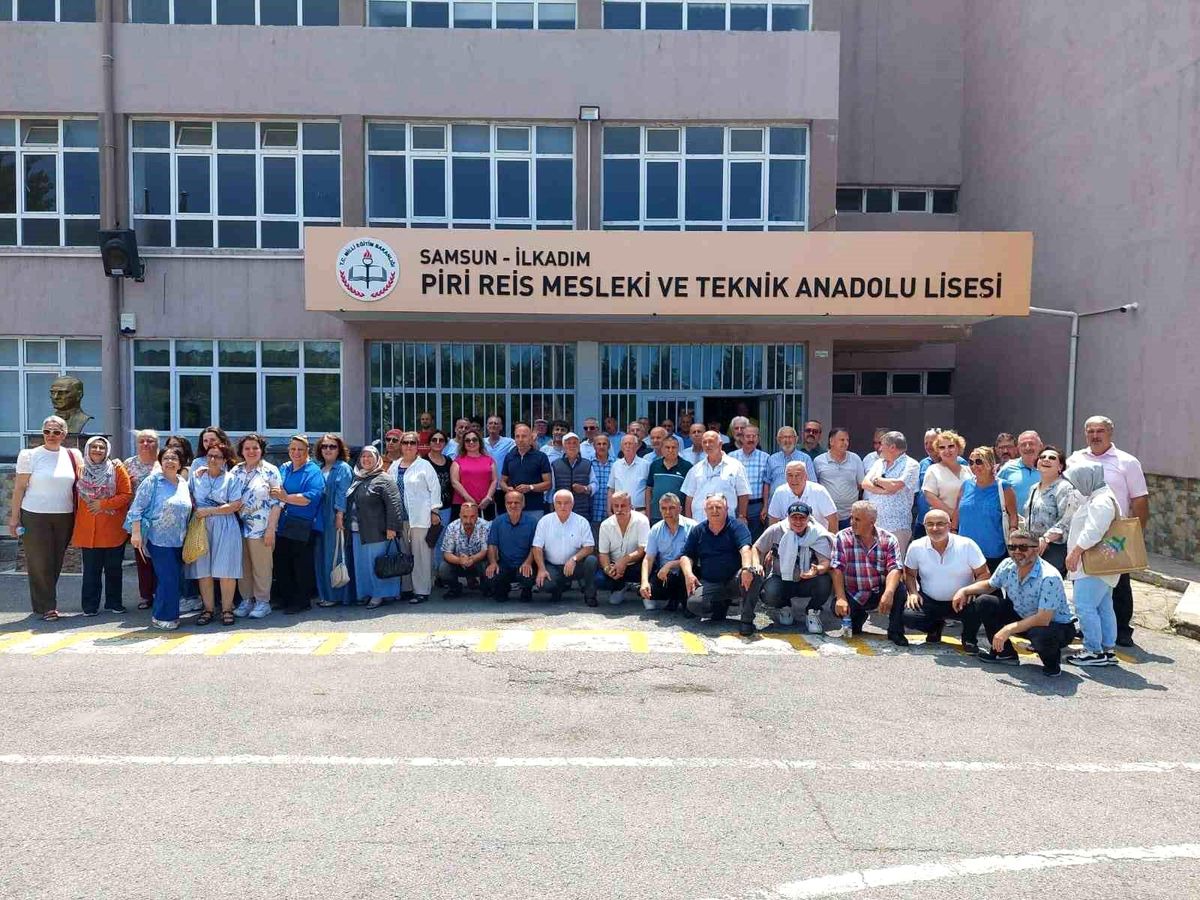 Samsun\'da 50. Yıl Lisesi mezunları buluştu