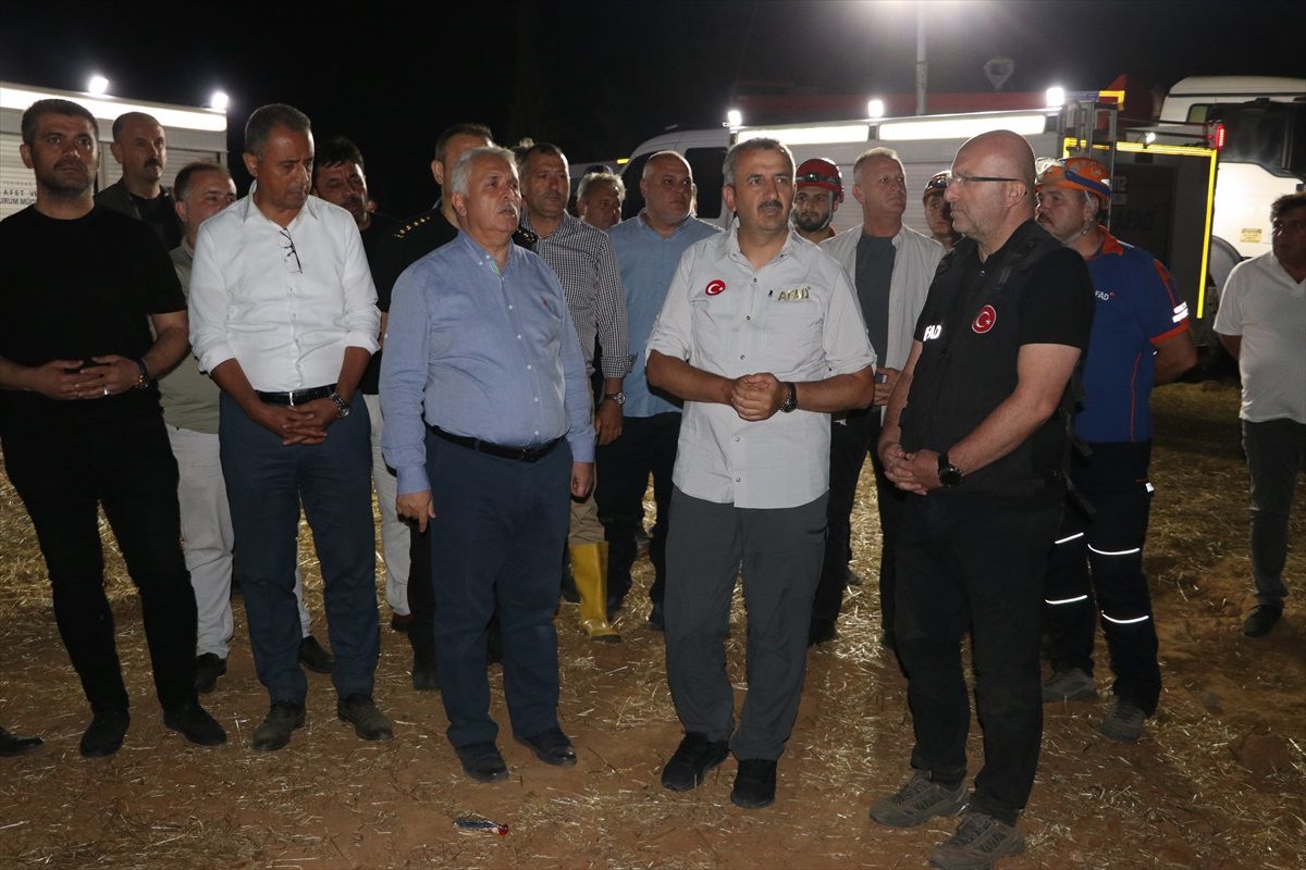 AFAD Başkanı: Yangın enerjisini kaybetmiş durumda