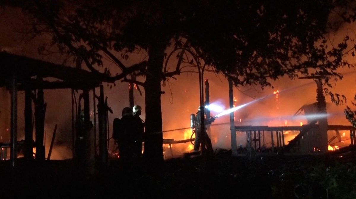 Antalya\'da bir kafede çıkan yangın kontrol altına alındı
