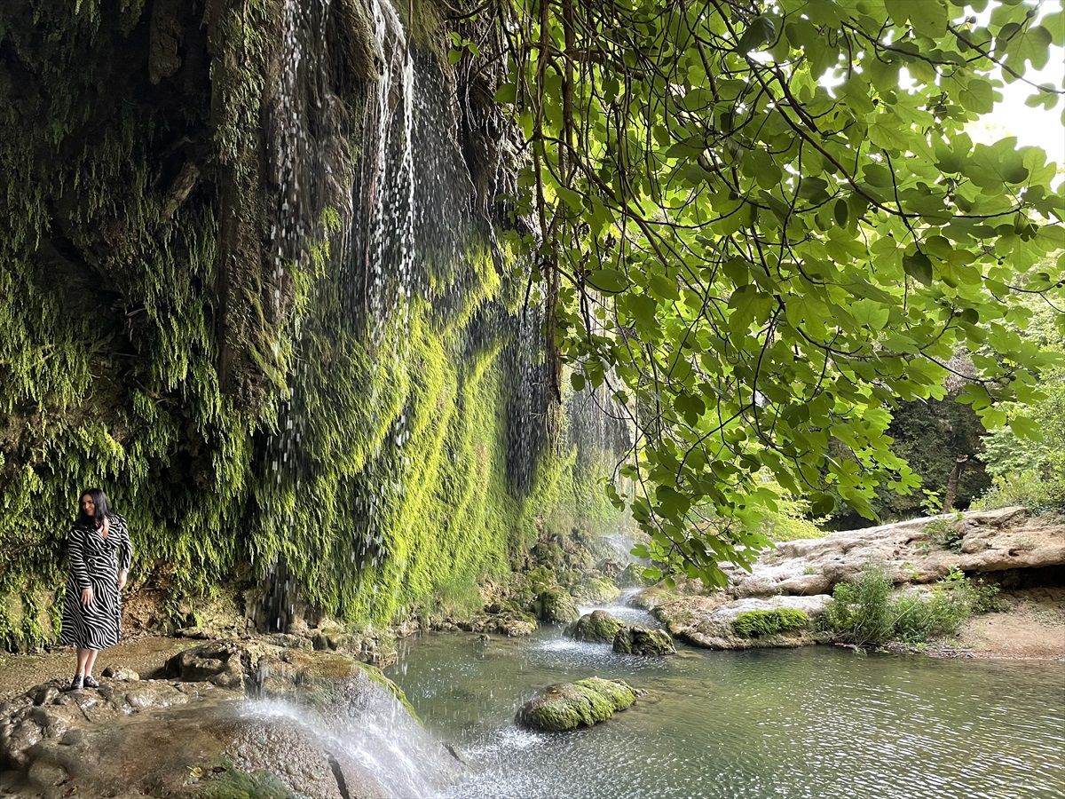 Antalya'daki Kurşunlu Şelalesi, yılın ilk 6 ayında 159 bin kişiyi ağırladı