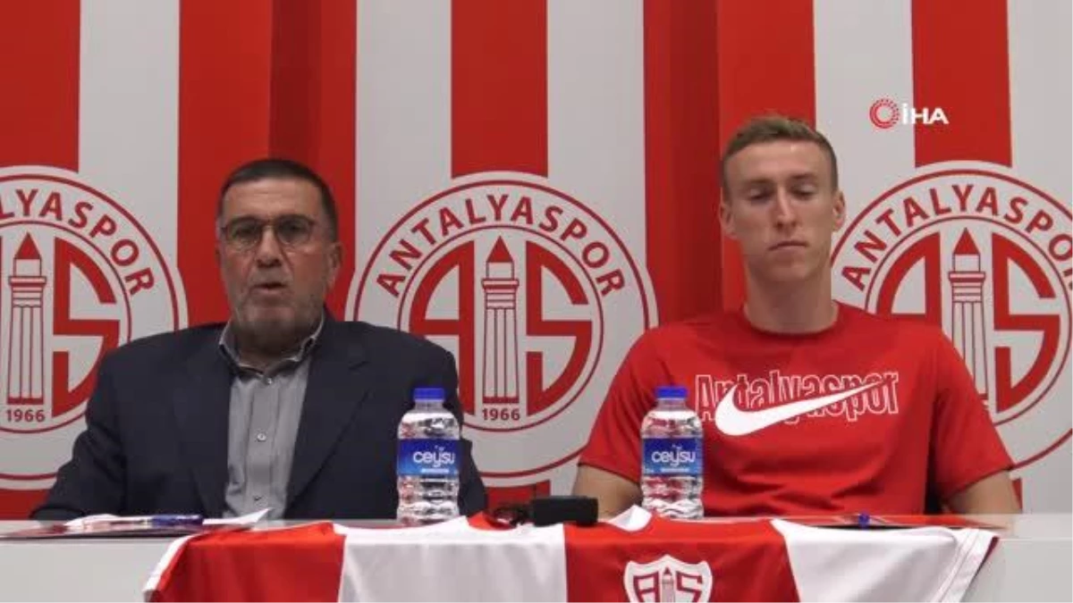 Antalyaspor, Adam Buksa\'yı transfer etti