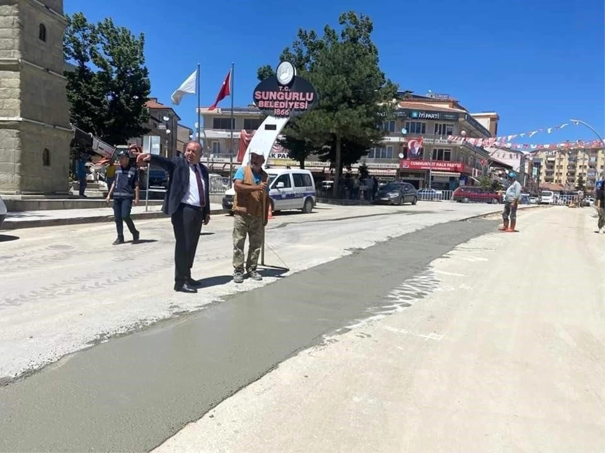 Sungurlu Belediye Başkanı, yol onarım çalışmalarını inceledi