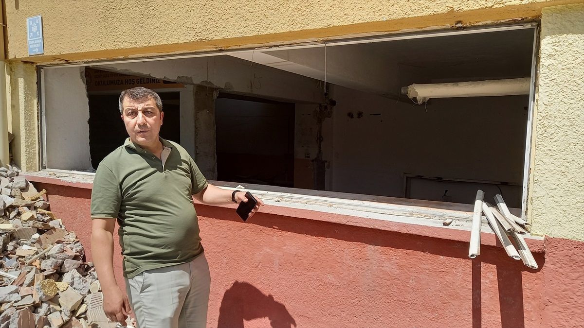 Beypazarı İlçe Milli Eğitim Müdürü Okullarda İnceleme Yaptı