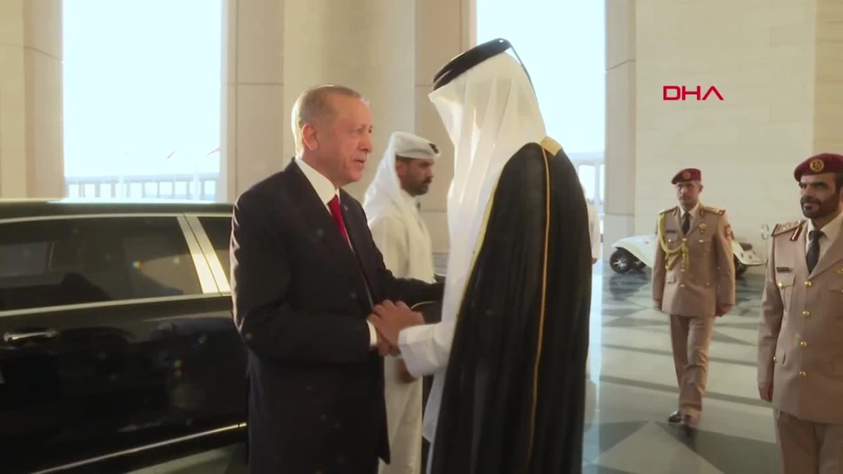Cumhurbaşkanı Erdoğan Katar\'da resmi törenle karşılandı