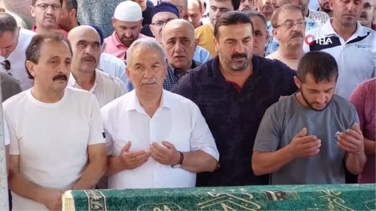 Denizden cansız bedeni çıkan 11 yaşındaki Ahmet, son yolculuğuna uğurlandı