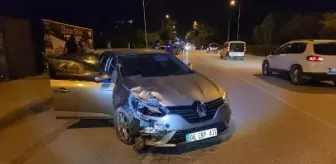 Düzce'de Polis Takibi Sırasında 3 Araça Çarpan Otomobil Kaçtı