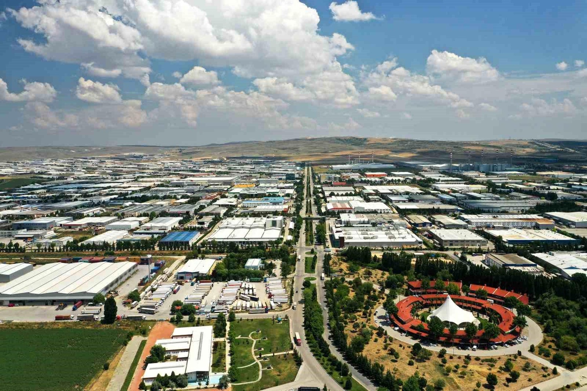 Eskişehir Organize Sanayi Bölgesi Yatırımları Artıyor, Ulaşım Sorunu Devam Ediyor