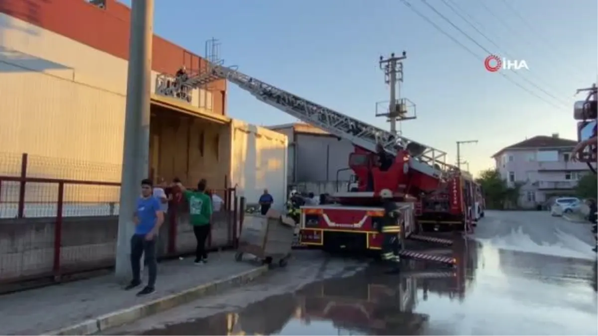 Kartepe\'de fabrika jeneratöründe yangın çıktı