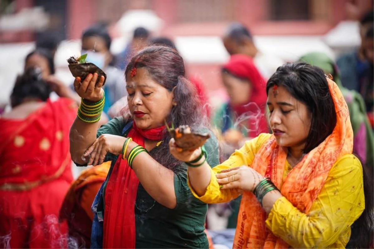 Hindular İçin Kutsal Shrawan Ayı Nepal\'de Kutlanıyor