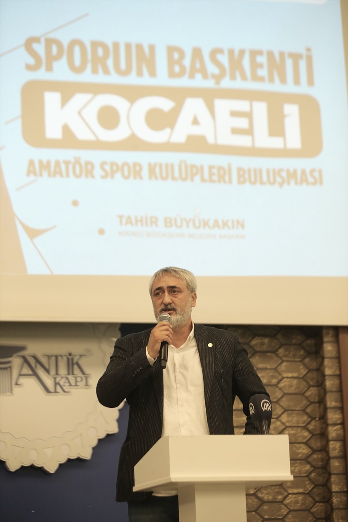 Kocaeli\'de Amatör Spor Kulüpleri Bilgi Yazılım Sistemi Faaliyete Geçti