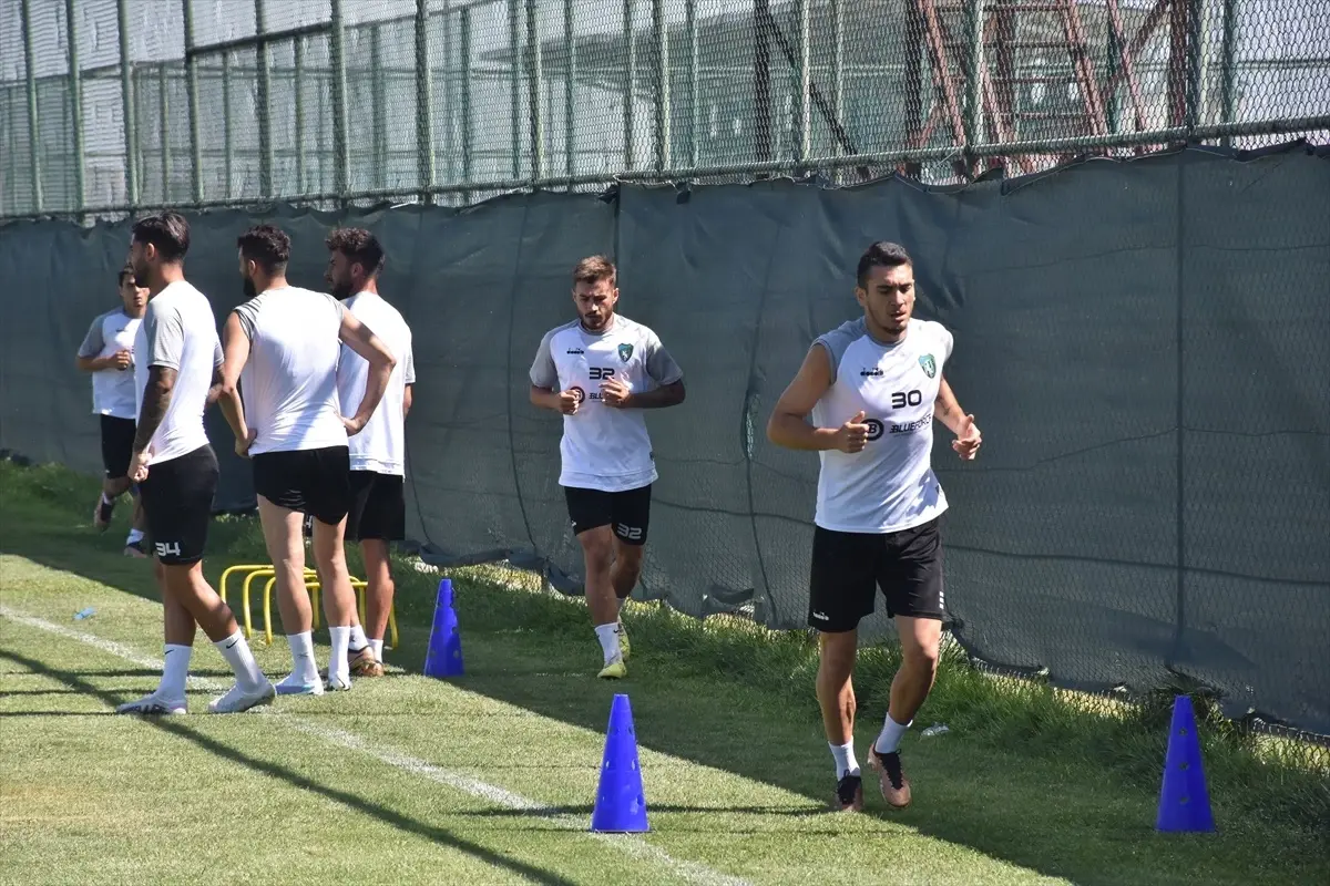 Kocaelispor Teknik Direktörü Ertuğrul Sağlam: Hedefimiz Süper Lig\'e çıkmak