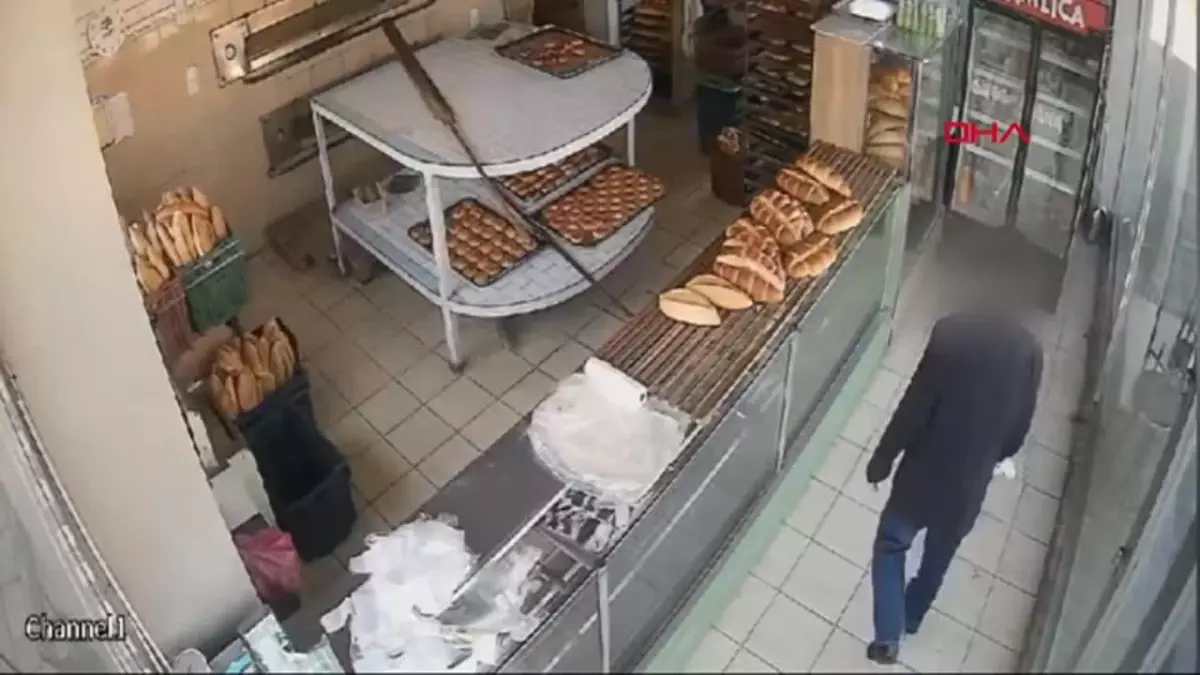 SMA Hastası Çocuğun Yardım Kumbarası Çalındı, Hırsız Pişman Olup Bağış Yaptı