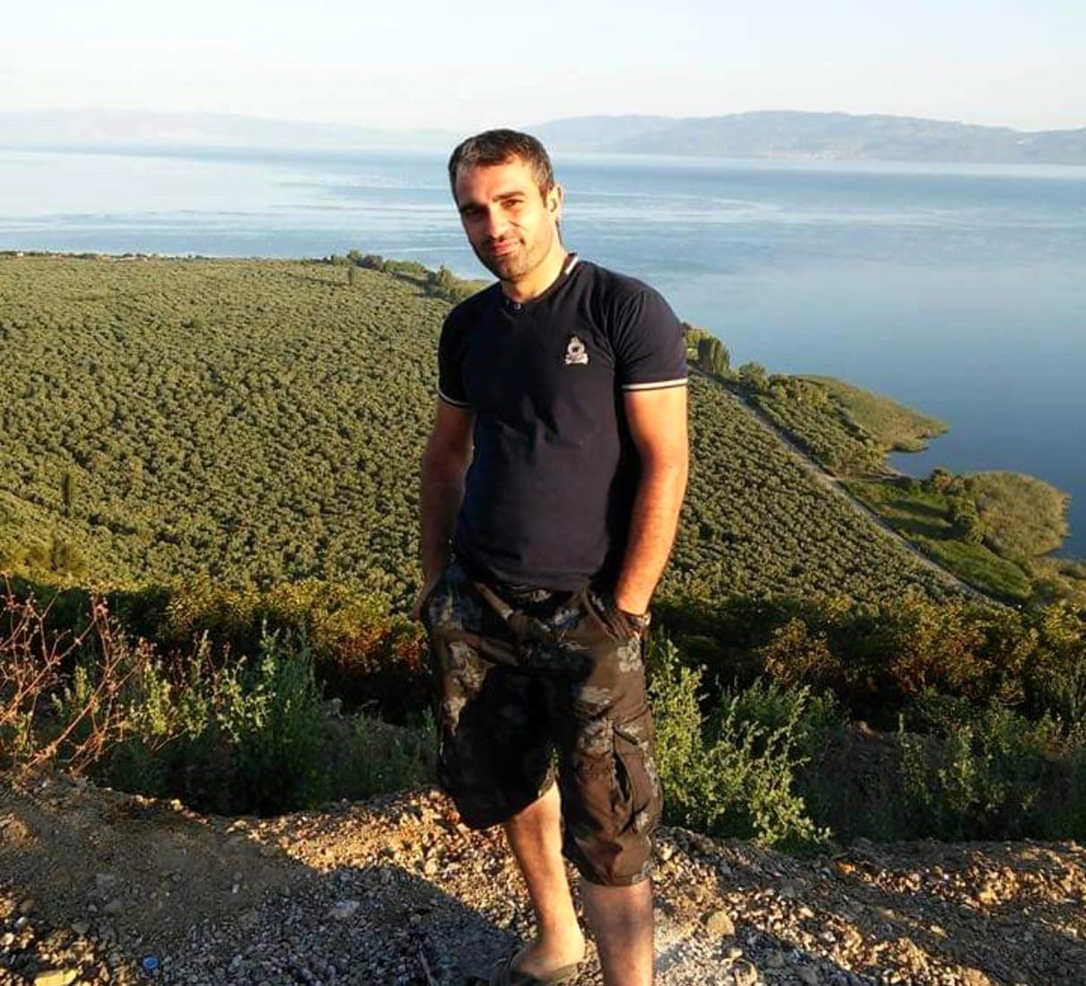 İnegöl\'de Yemek Yiyen Genç Soluk Borusunu Tıkayarak Hayatını Kaybetti