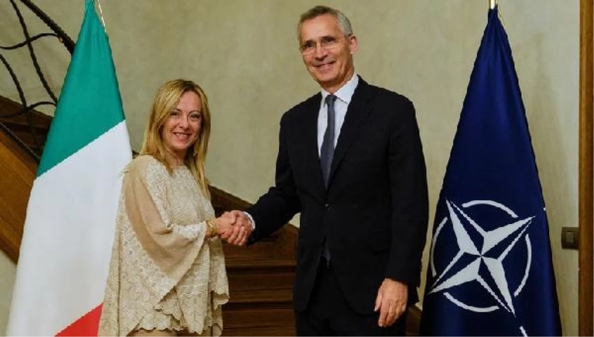 NATO Genel Sekreteri Stoltenberg, Sırbistan Cumhurbaşkanı Vucic ile bir araya gelecek