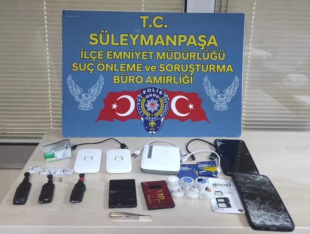 Tekirdağ\'da Ehliyet Sınavında Kopya Çekmeye Çalışan 2 Şüpheli Yakalandı