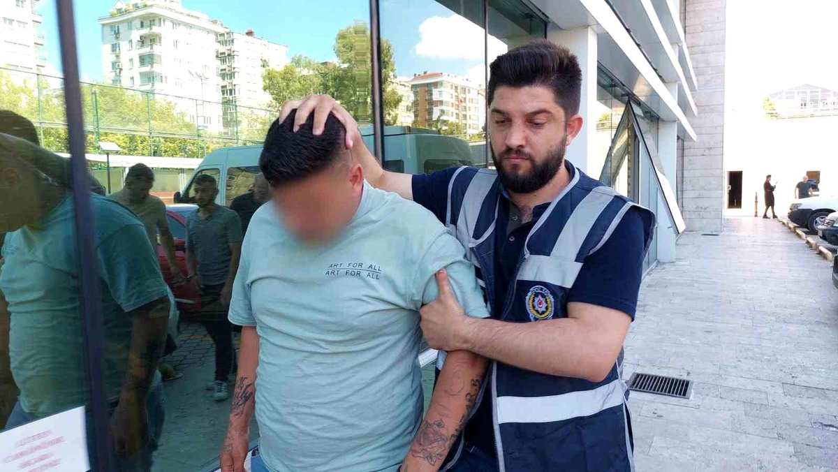Samsun\'da Uyuşturucu Ticareti Yapan Kişi Gözaltına Alındı