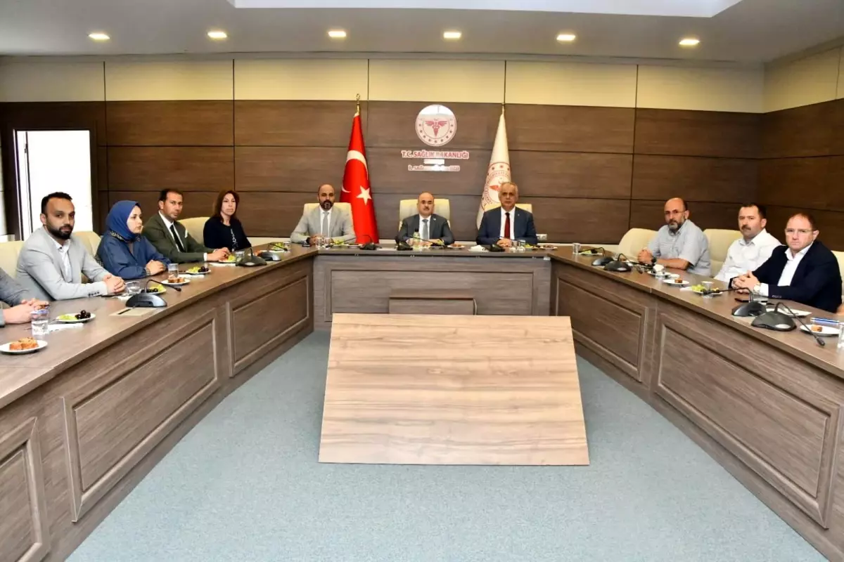 Samsun Valisi Bağımlılıkla Mücadelede Toplumun Tüm Kesimlerini İşbirliğine Davet Ediyor