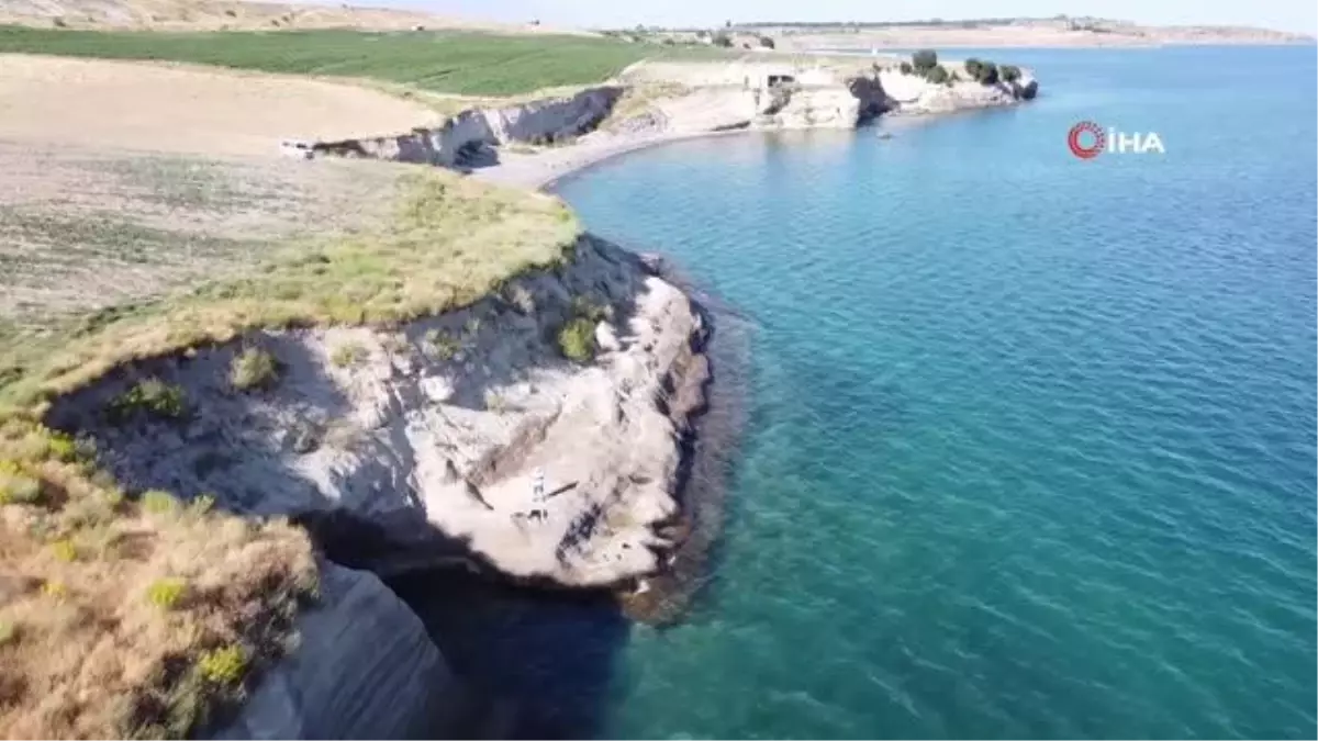 Van Gölü\'nün keşfedilmeyi bekleyen koylarına dalış