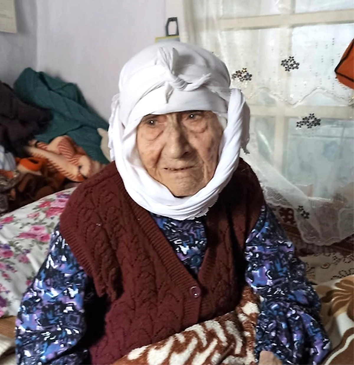 Denizli\'nin en yaşlısı Medine Akkan hayatını kaybetti