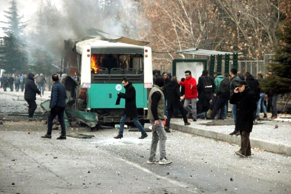 Kayseri\'deki terör saldırısında sanıklara ağır cezalar verildi