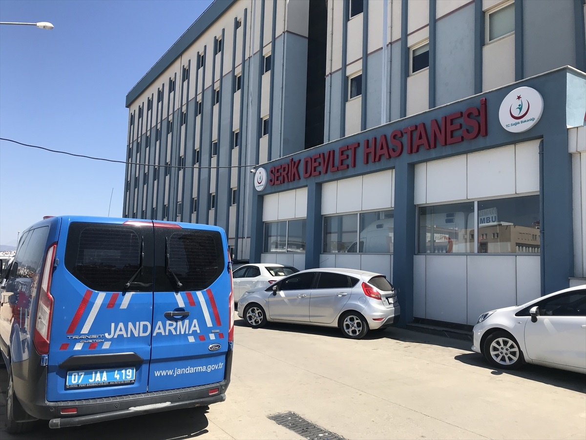 Antalya\'da 15 İşçi Metan Gazından Etkilendi