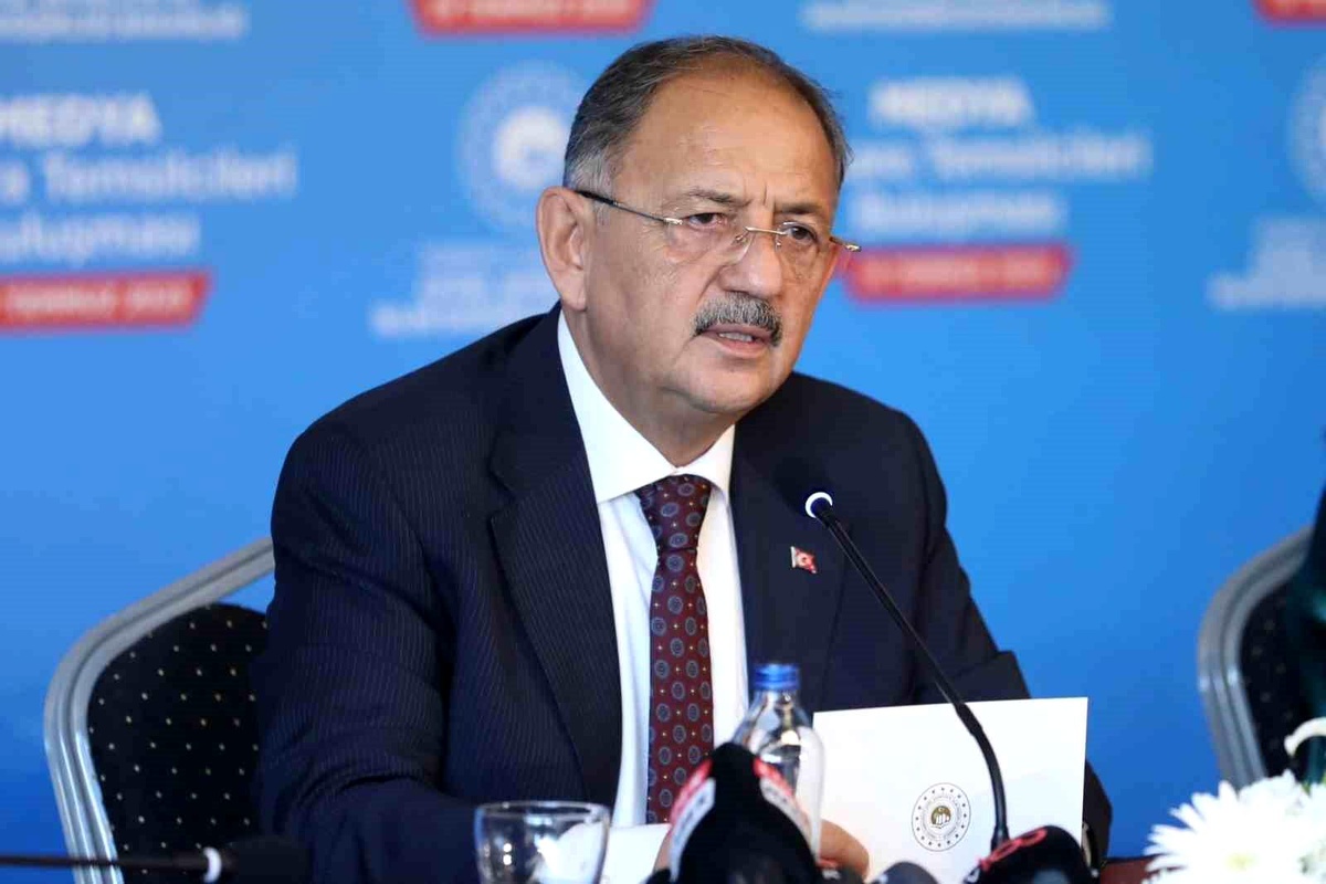 Bakan Özhaseki\'den İstanbul depremi açıklaması
