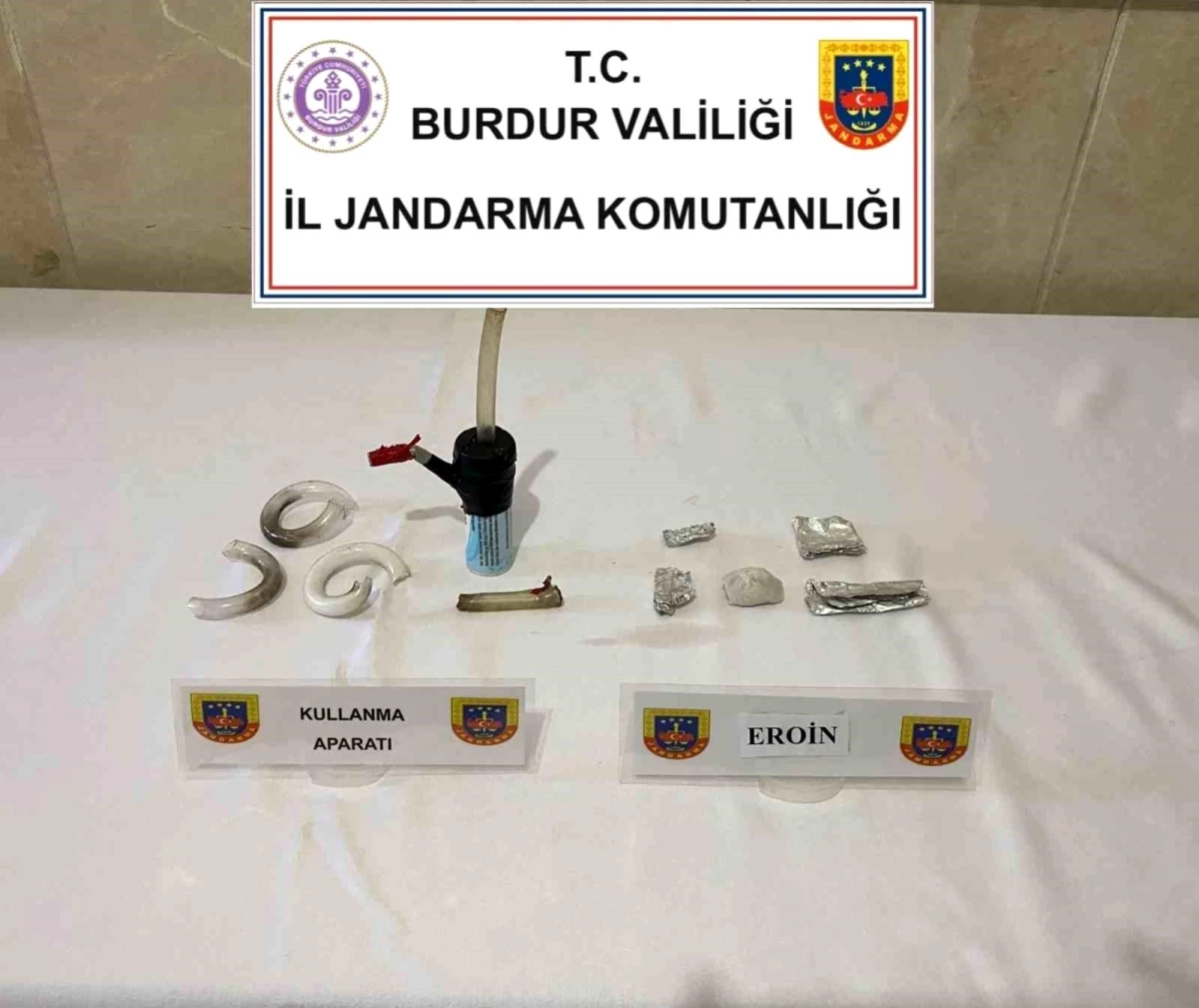 Burdur\'da Uyuşturucu Operasyonu: 1 Tutuklama ve Çok Sayıda Madde Ele Geçirildi