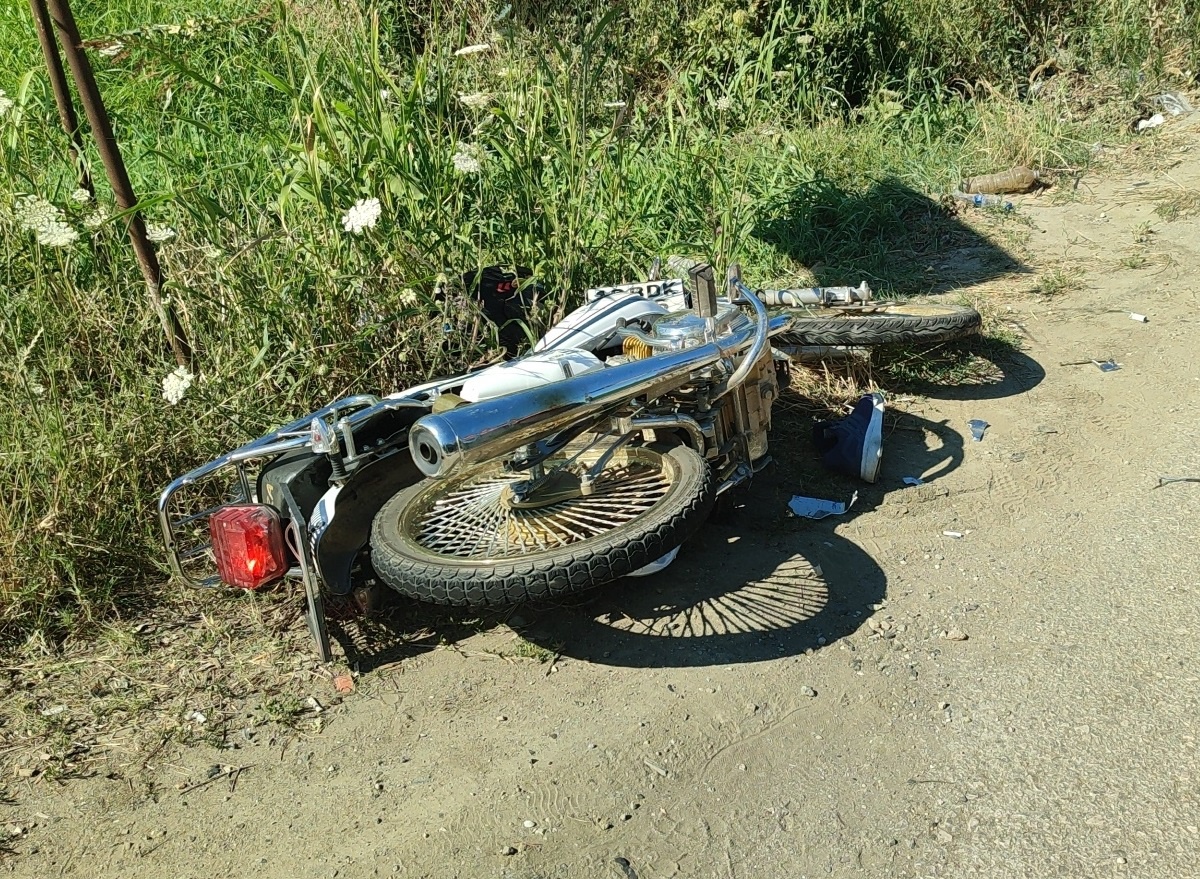 Orhangazi\'de Kamyonete Çarpan Motosiklet Sürücüsü Hayatını Kaybetti