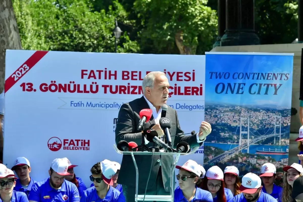 Fatih\'te Gönüllü Turizm Elçileri Projesi Yeni Dönem Toplantısı Gerçekleştirildi