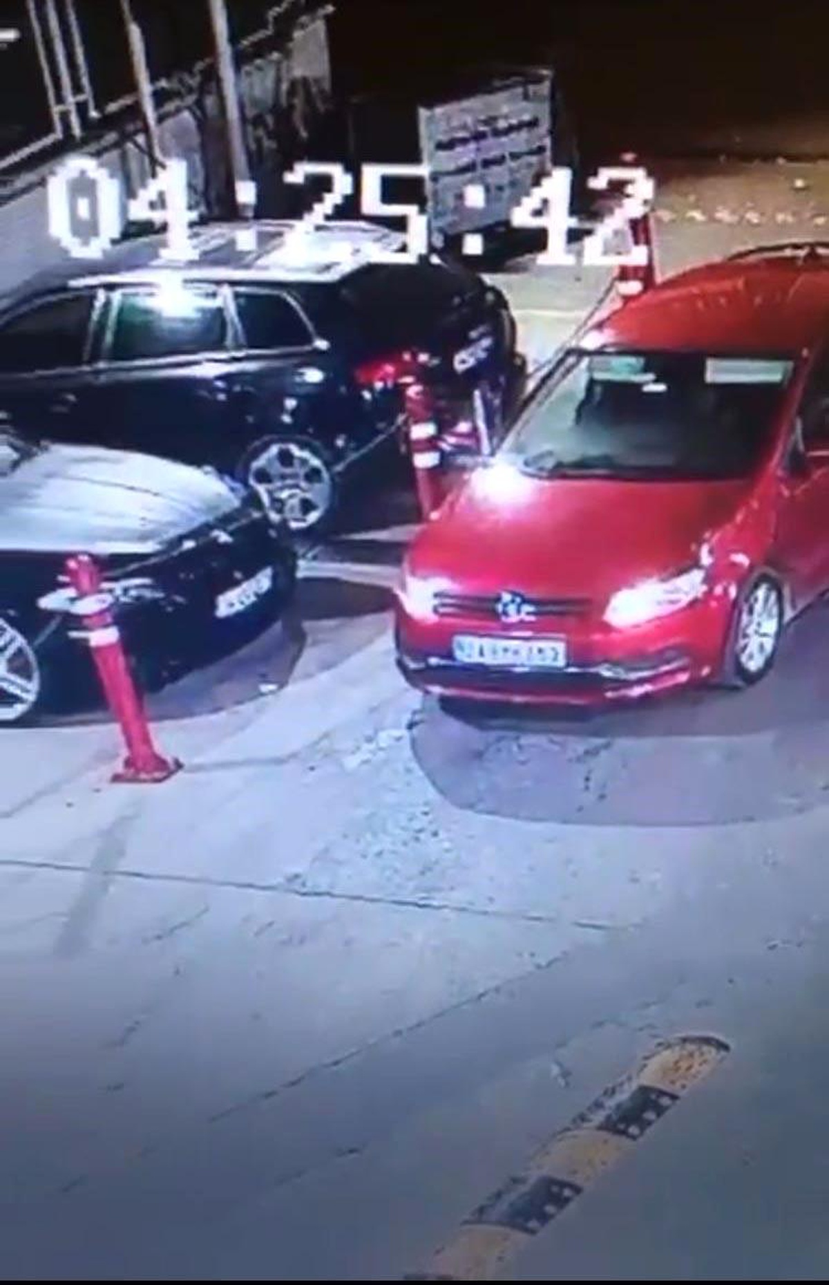 Kağıthane Çağlayan\'da Lüks Araç Çalma Girişimi