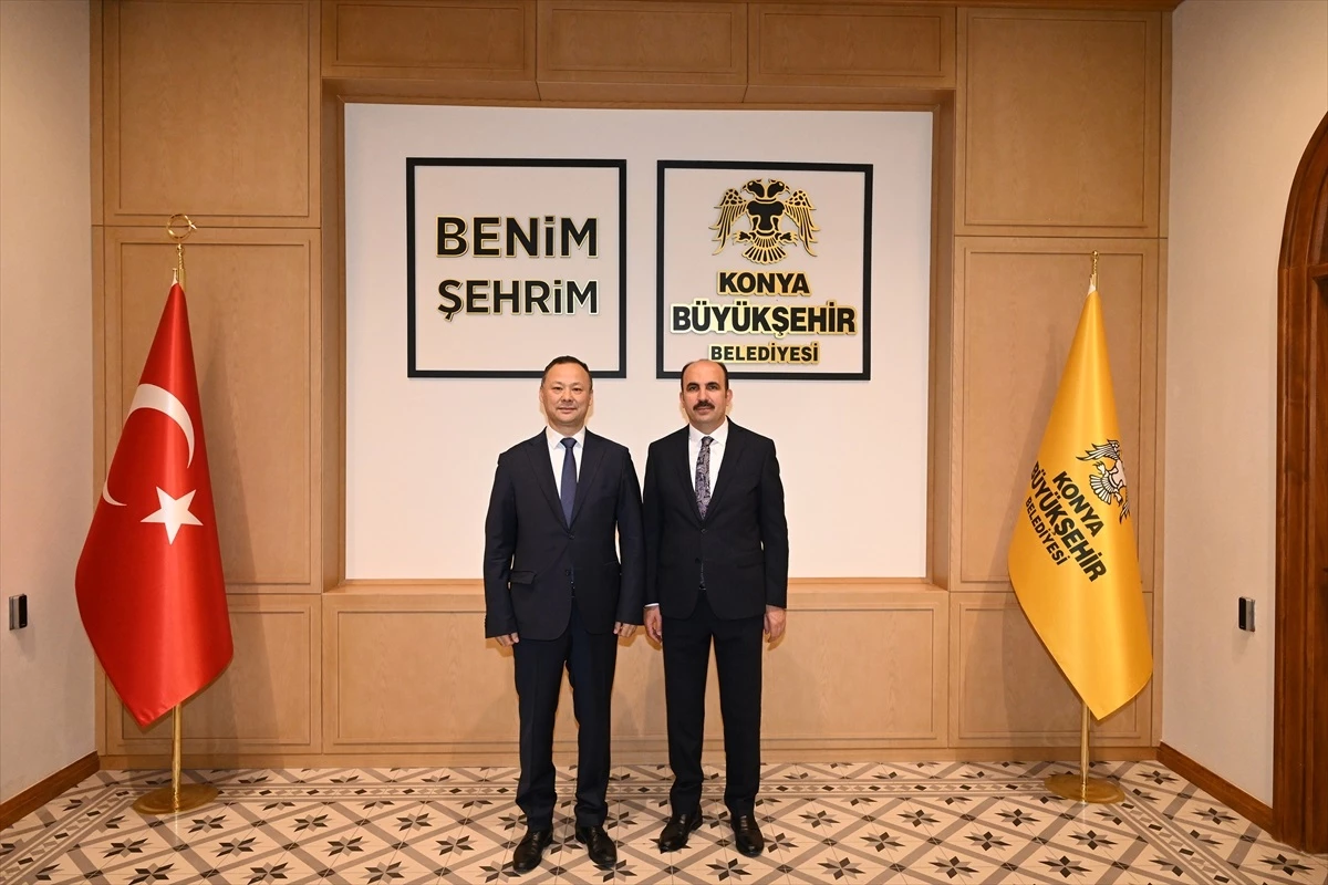 Kırgızistan Büyükelçisi, Konya Büyükşehir Belediyesi Başkanı ile görüştü