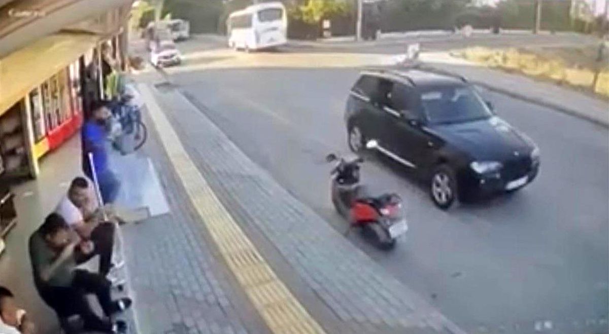 Mersin\'de Silahlı Saldırı: 1 Ölü, 2 Yaralı
