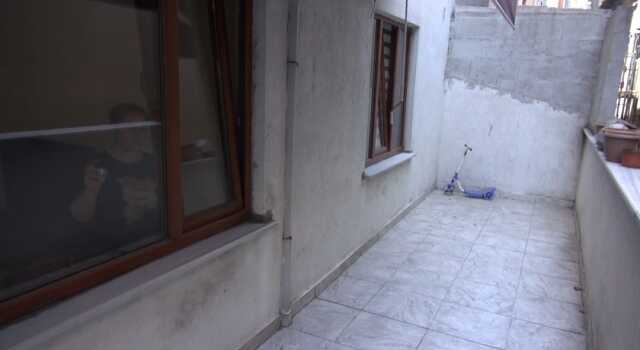 Sultangazi'de Balkonda Şüpheli Durum